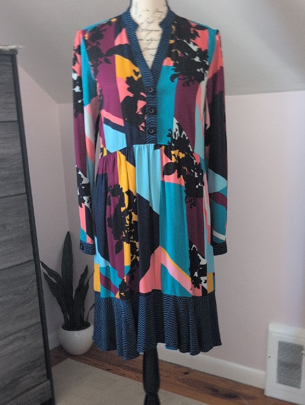 Anthropologie Multicolor Abstract V-Neck Long Sleeve Dress
